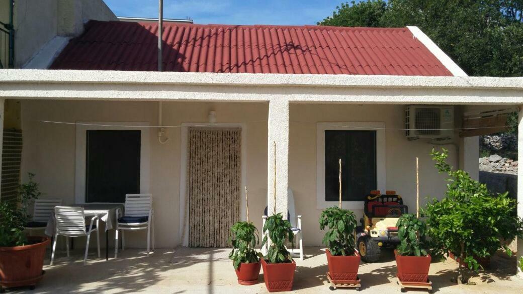 Apartments Viktorija Starigrad Paklenica Eksteriør billede