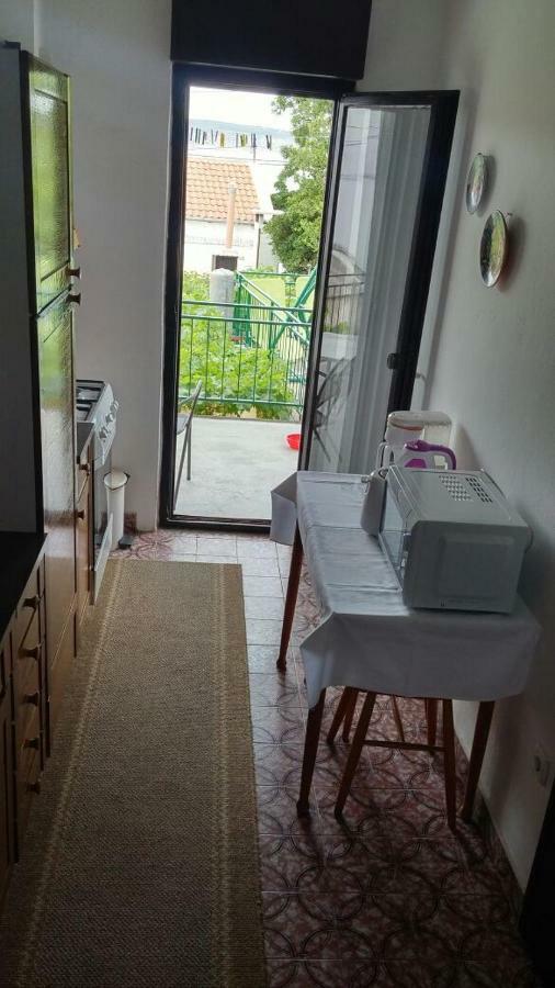 Apartments Viktorija Starigrad Paklenica Eksteriør billede
